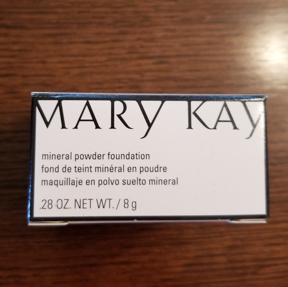 Mary Kay Mineral Powder Foundation Beige 1 New